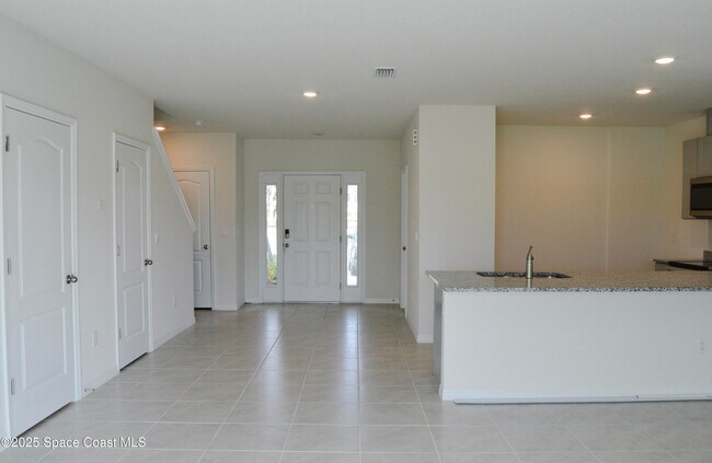 Foto del edificio - 2712 Golden Trout Ln