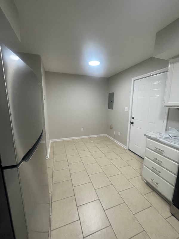 Building Photo - 105 Grogan Cir