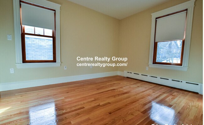 Foto del edificio - 64 Langley Rd
