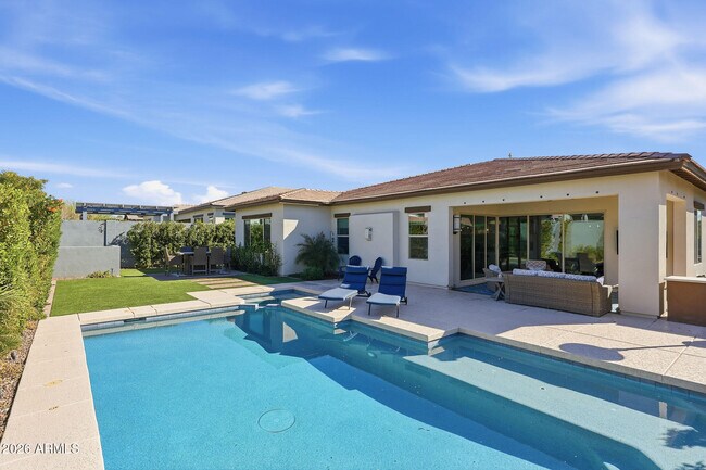 Foto del edificio - 4416 E Roy Rogers Rd