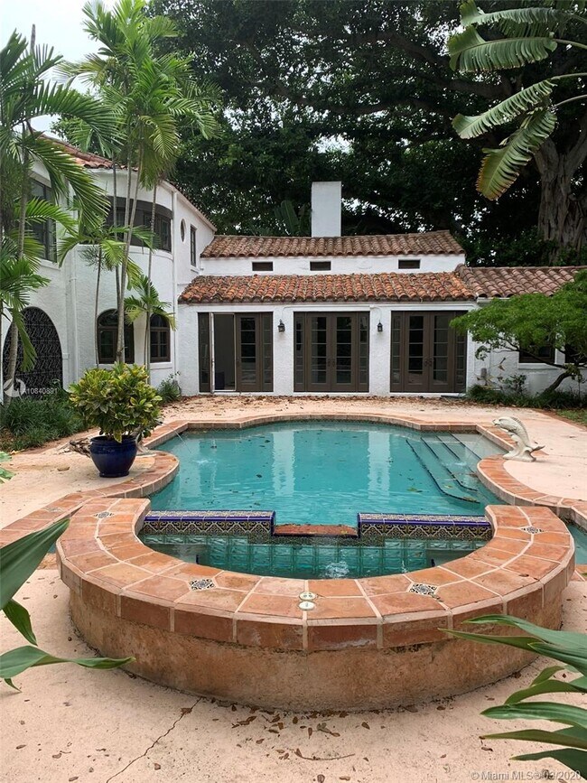 Foto del edificio - 284 NE 96th St