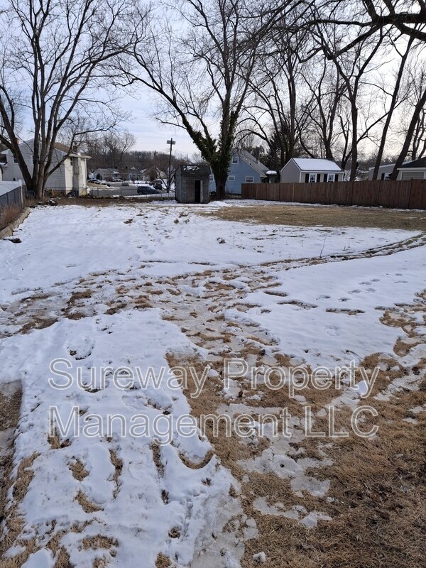 Building Photo - 486 Mercer St