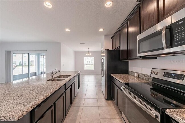 Foto del edificio - 369 Annabelle Way