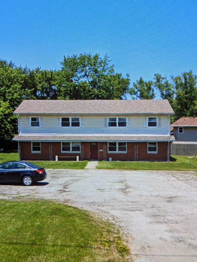 Building Photo - 256 IN-2