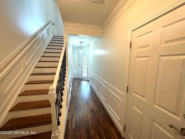 Foto del edificio - 4422 Capital Dome Dr