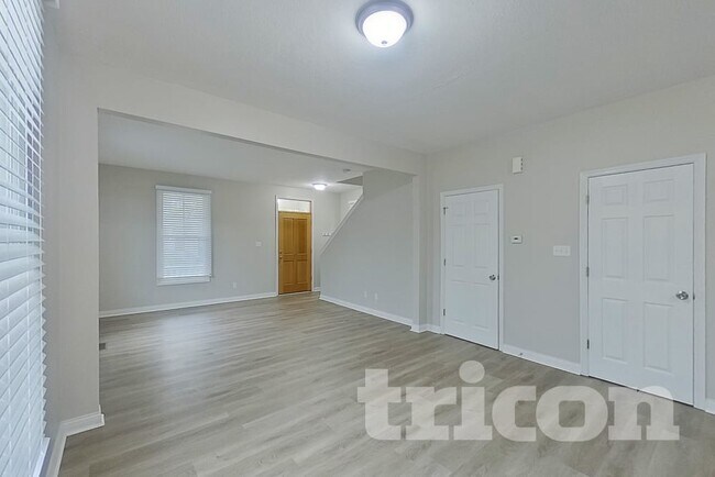 Foto del edificio - 3301 N Mester St