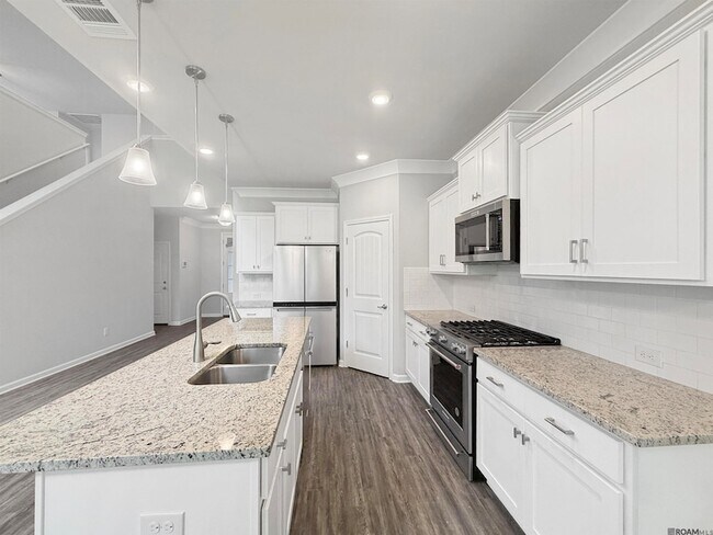 Building Photo - 4734 Malbec Ave