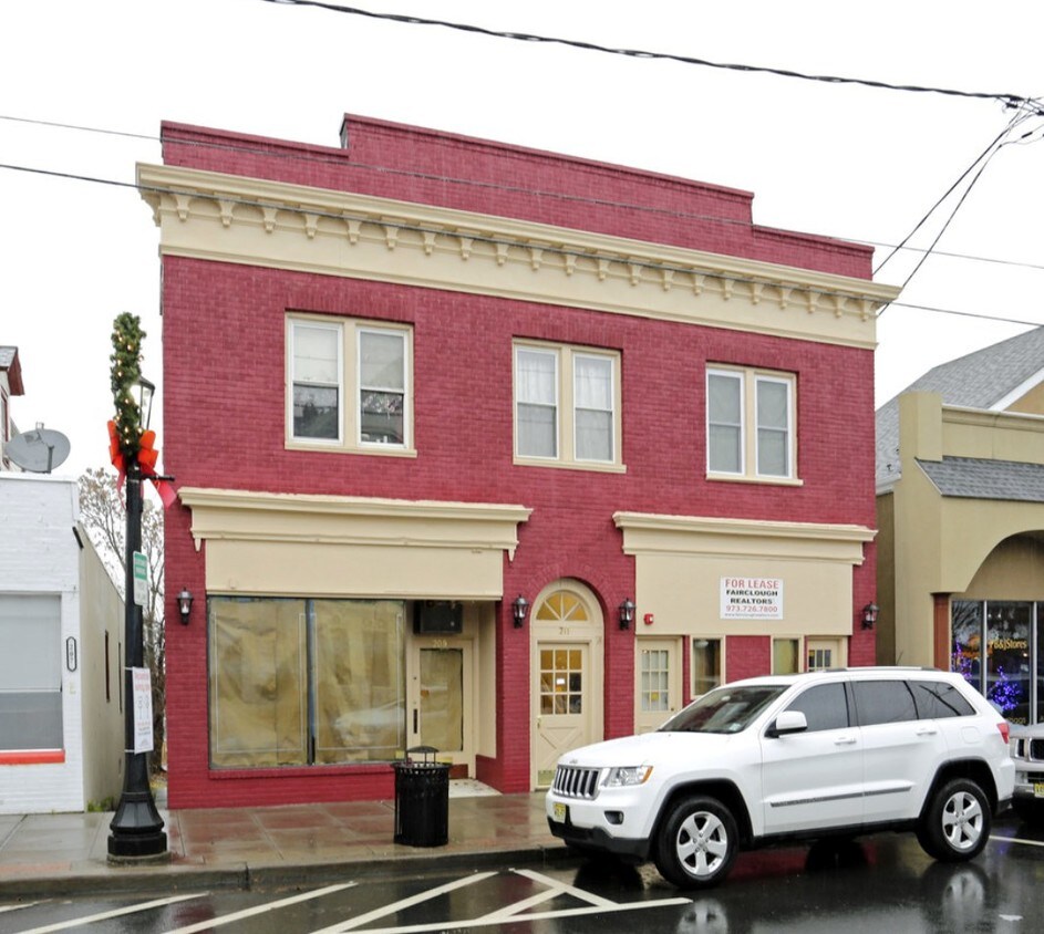 211213 Spring St, Newton, NJ 07860 Apartments in Newton, NJ