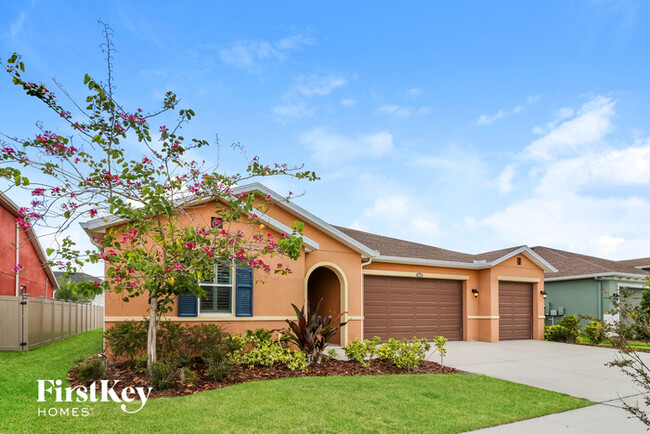 Building Photo - 31543 Fairhill Dr