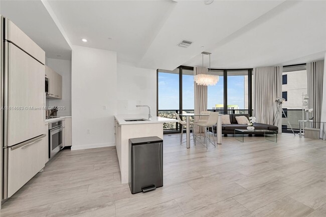 Foto del edificio - 55 SW 9th St