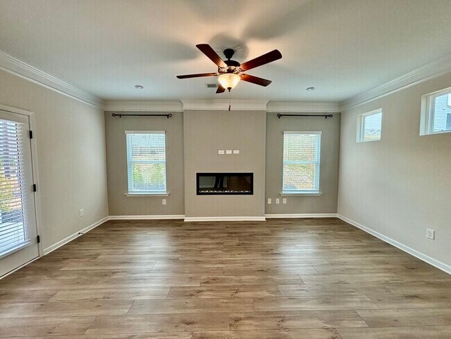 Foto del edificio - 401 Perth Dr