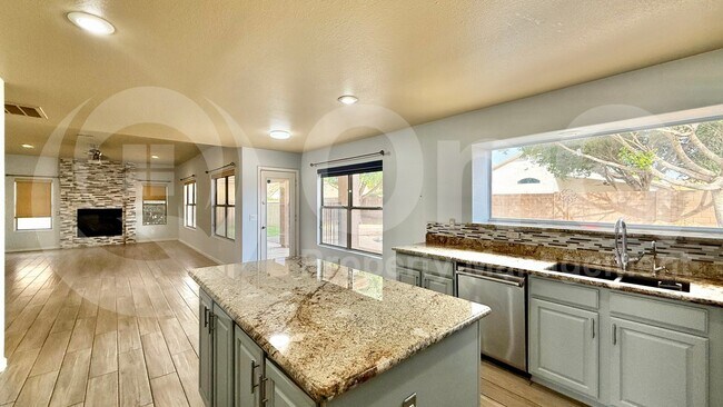 Foto del edificio - 3130 W Knudsen Dr