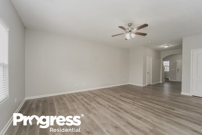 Building Photo - 9117 Avery Meadows Dr
