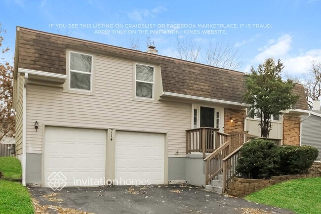 Building Photo - 714 N Pinecrest Rd