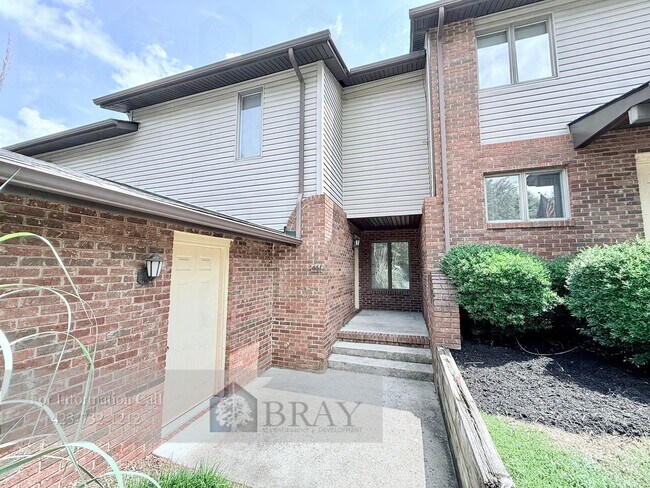Foto del edificio - 411 Parkridge Dr