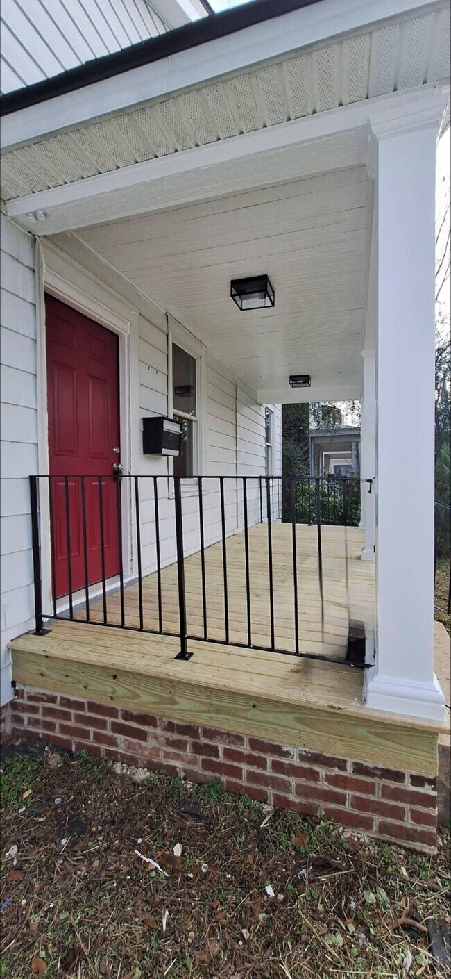 Foto del edificio - 711 Lafayette Ave