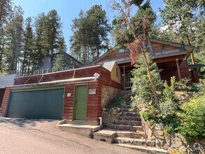 Building Photo - 3780 McKay Rd
