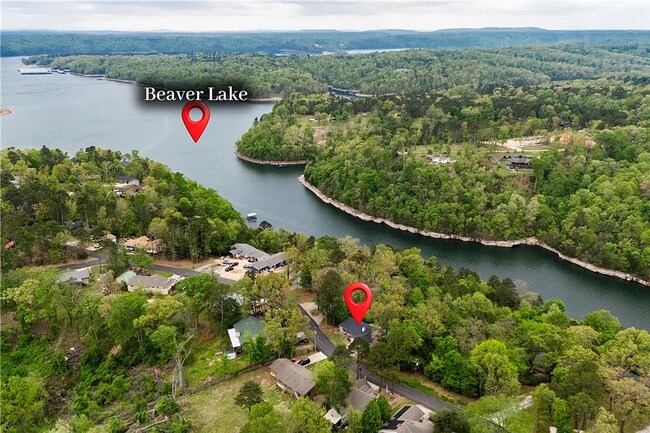 Foto del edificio - 8517 Spruce Dr