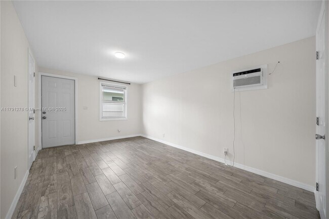 Foto del edificio - 1041 NE 9th Ave