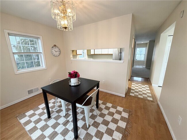 Foto del edificio - 60 Schilling Ln