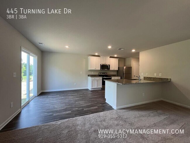 Foto del edificio - LAKE VIEW