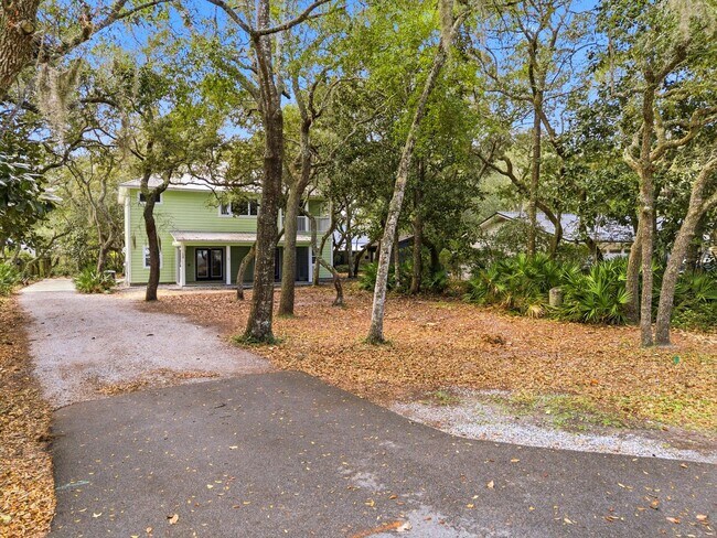 Foto del edificio - 128 Bay Magnolia Ln