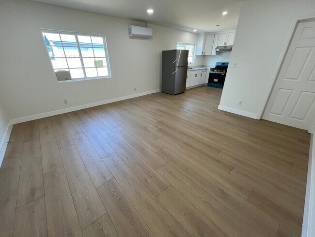 Foto del edificio - 2655 Parkway Dr