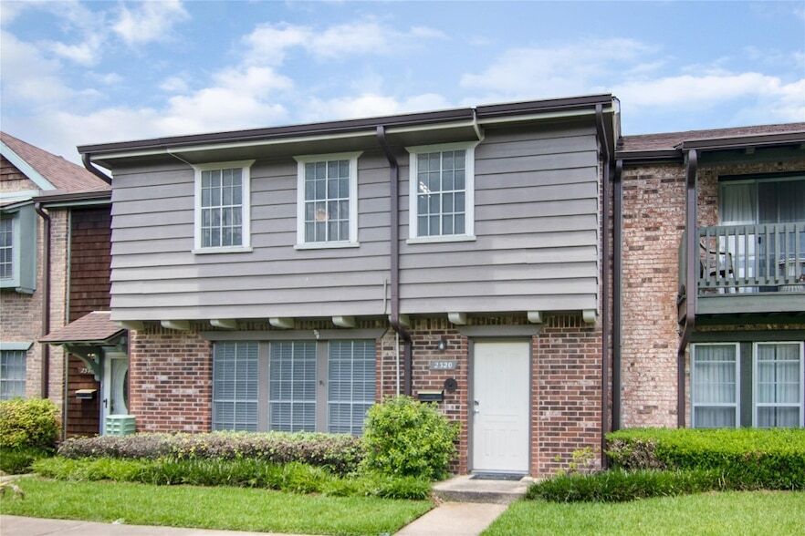 Photo - 2320 Shadowdale Drive Unit 296