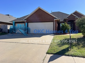 Building Photo - 10632 NW 40th St