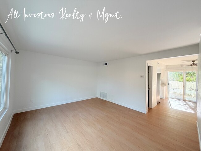 Building Photo - 2136 Via Sonora