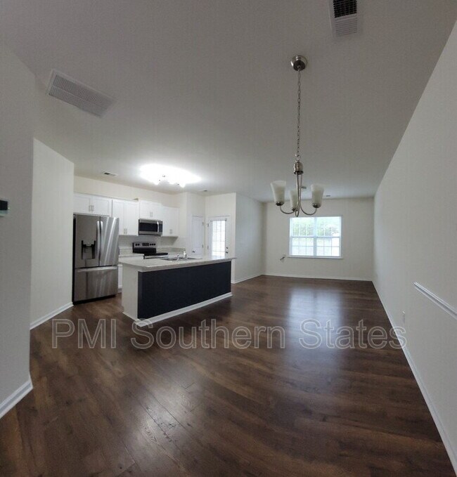 Foto del edificio - 31 Moorlyn Ln