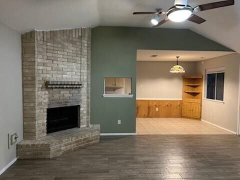 Foto del edificio - 2327 Goldring Ln