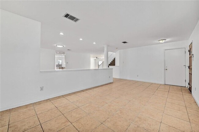Building Photo - 1171 Southern Pl