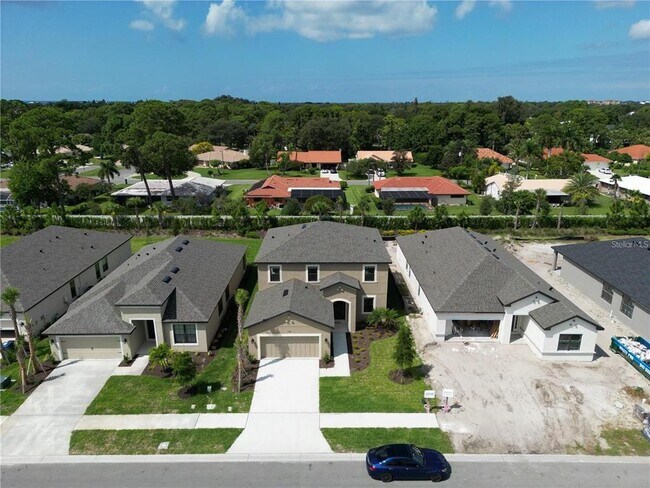Foto del edificio - 15385 Isla Palma Ln