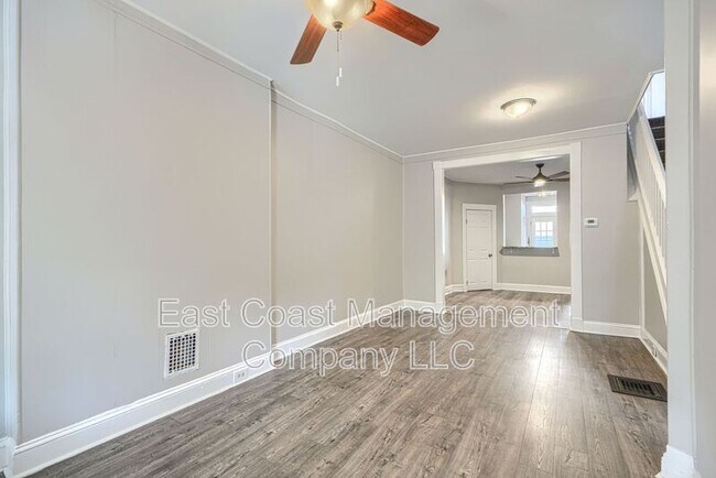 Foto del edificio - 1530 N Rosedale St