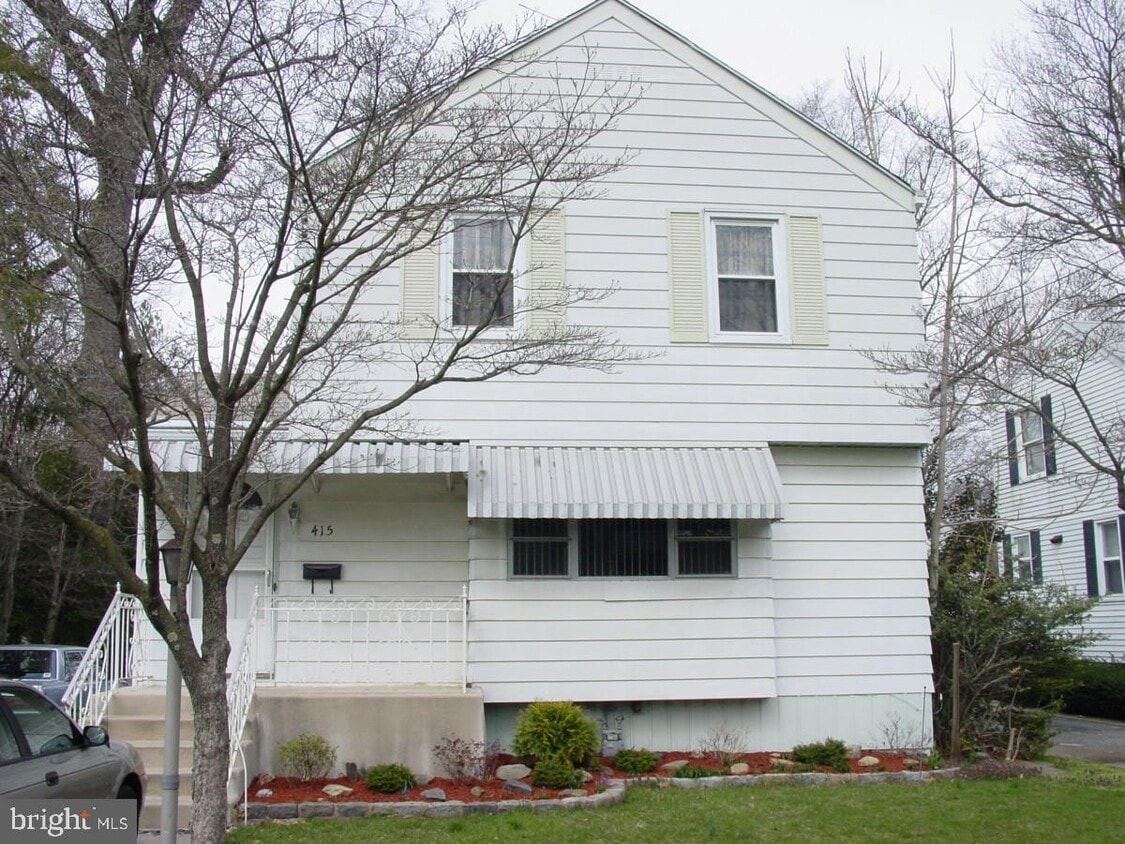 415 W High St, Clayton, NJ 08312 House Rental in Clayton, NJ