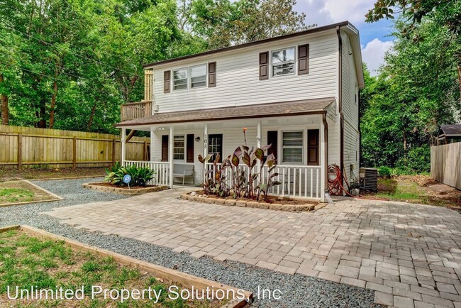 Building Photo - 3 br, 2 bath House - 108 Brookwood Avenue