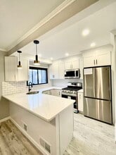 Building Photo - 10257 63rd Ave