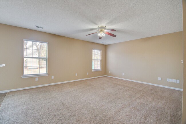 Foto del edificio - Limited-Time $500 Move-In Special – Contact Our Leasing Office Today!