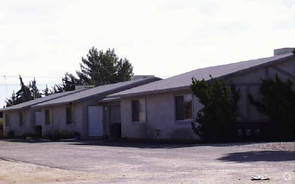 Building Photo - 12783 Kiowa Rd