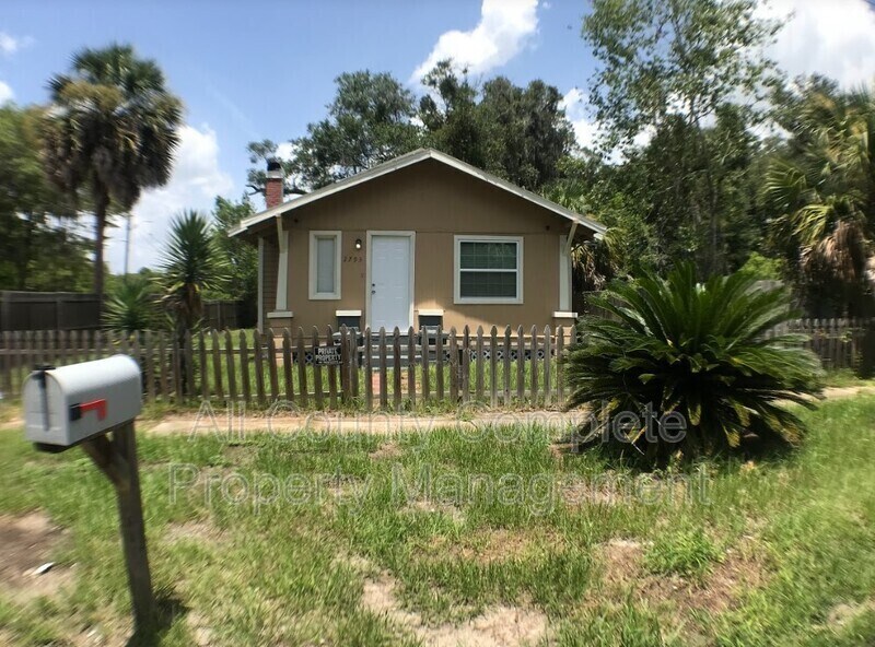 2793 Fitzgerald St, Jacksonville, FL 32254 House Rental in