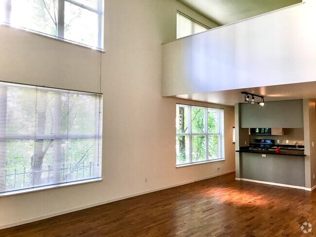 Living Area - 1009 NW Hoyt St
