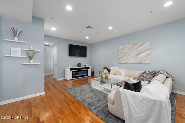 Foto del edificio - A162 Main St