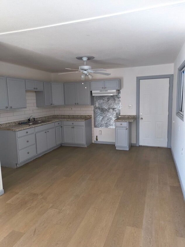 Primary Photo - Cute 3 bed/ 1 bath