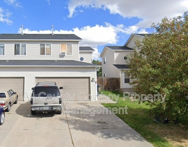 Foto del edificio - 323 Patton Ave