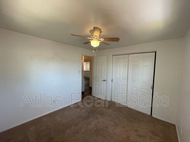 Building Photo - 8716 W 54th Pl