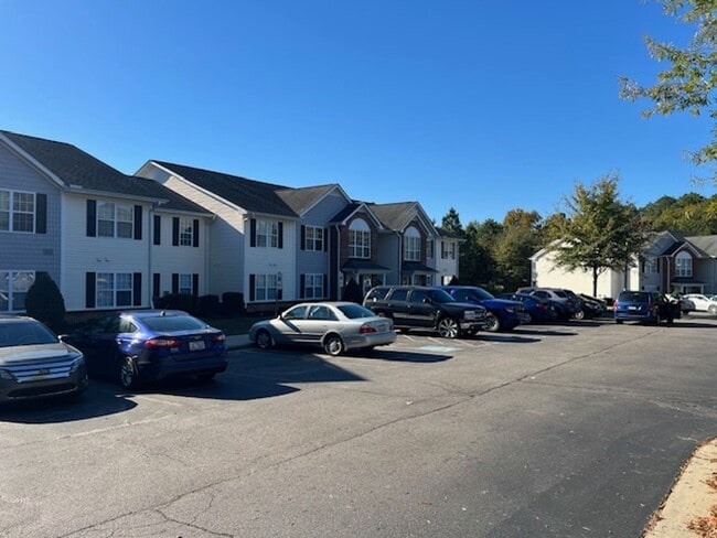 Foto del edificio - 501 Austin Ridge Cir