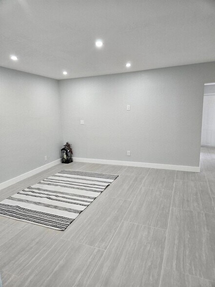 Foto del edificio - 2010 NE 33rd St