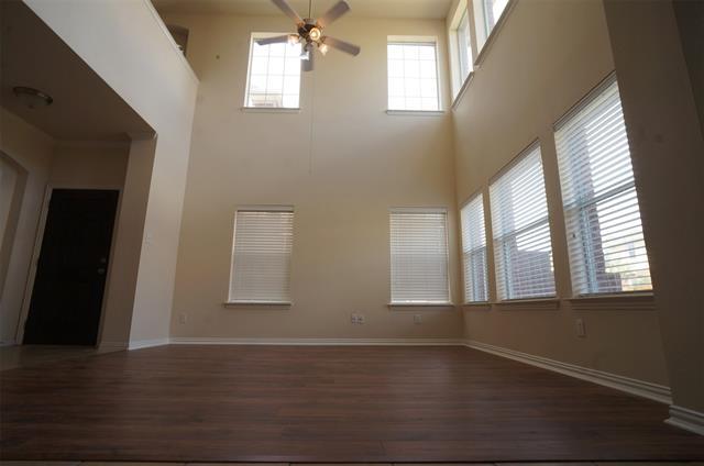 Building Photo - 8738 Bigelow Dr