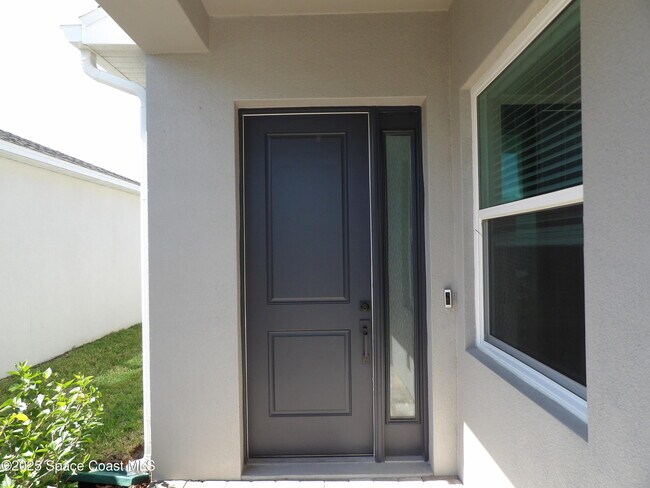 Building Photo - 4258 Trovita Cir